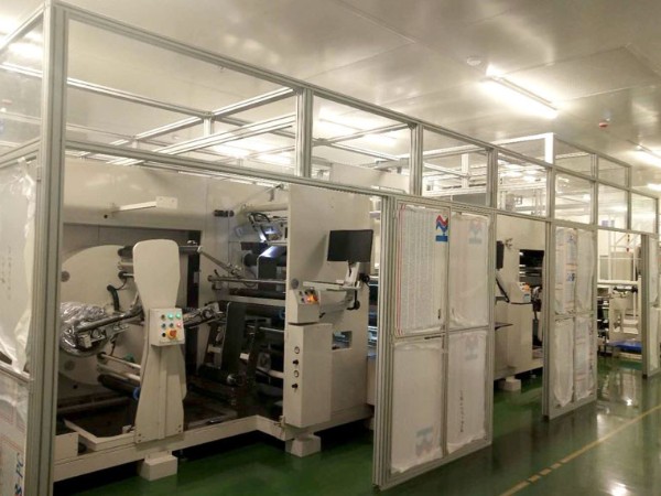 為什么很多車間在定做設(shè)備機(jī)罩的時候選擇亞克力板?